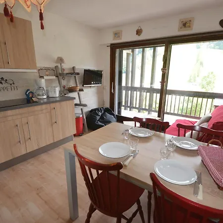 Cosy Pres Des Pistes Avec Garage Prive - Fr-1-623-28 Appartement